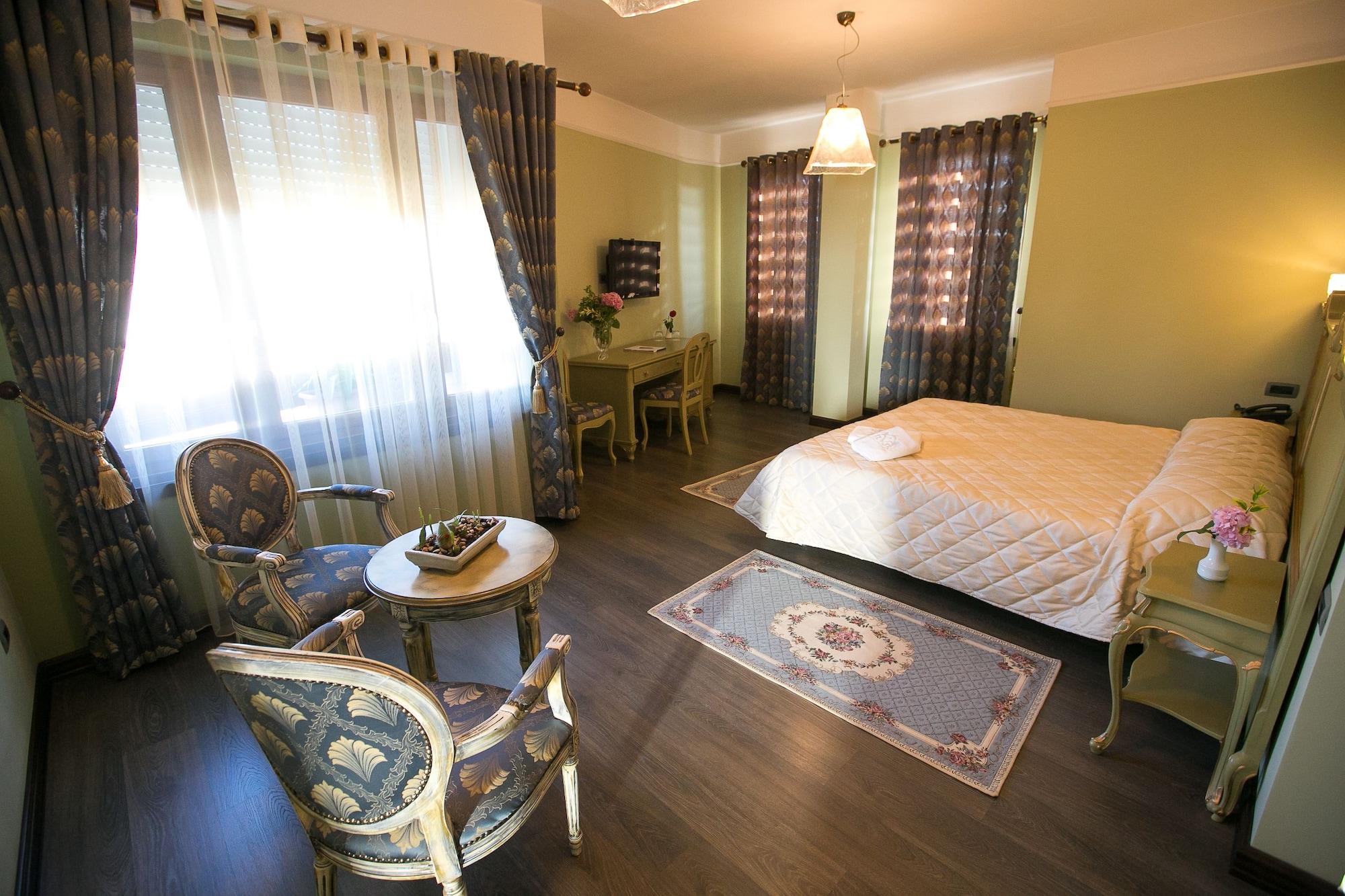 Victoria 4*