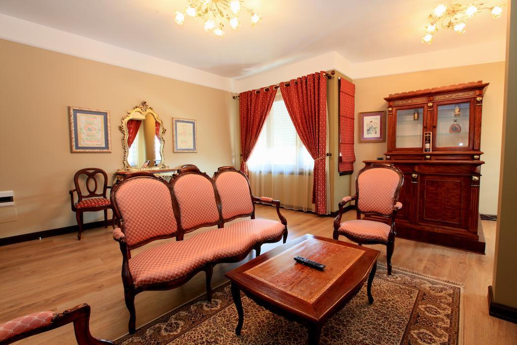 Victoria 4* Tirana