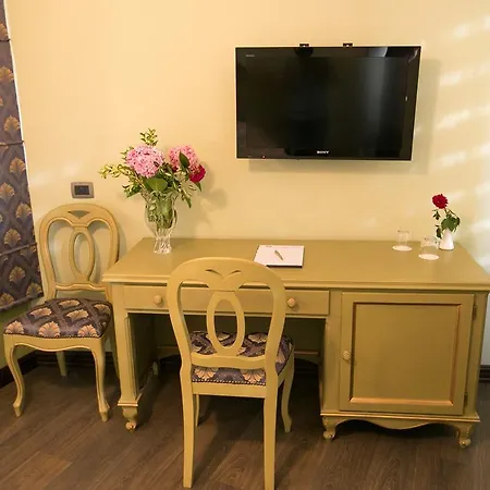 Hotel Victoria Тирана Номер фото